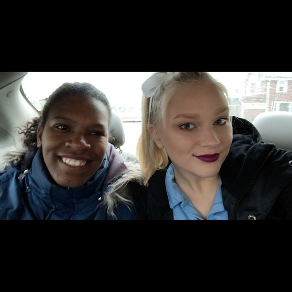 Meet your Posher, Samantha - Picture 1 of 1